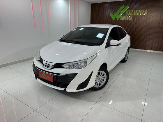 TOYOTA YARIS 1.5 16V FLEX SEDAN XL LIVE MULTIDRIVE