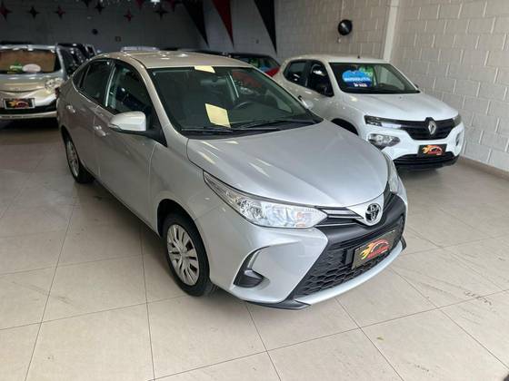 TOYOTA YARIS 1.5 16V FLEX SEDAN XL MULTIDRIVE