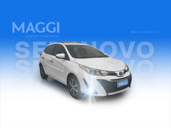 TOYOTA-YARIS-2018