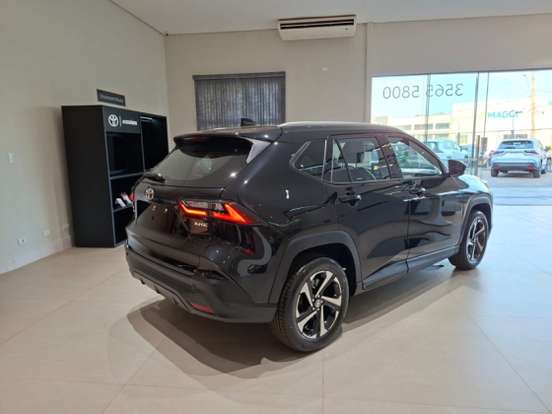 TOYOTA-YARIS CROSS-2026