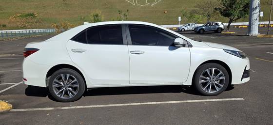 TOYOTA COROLLA 2.0 ALTIS 16V FLEX 4P AUTOMÁTICO