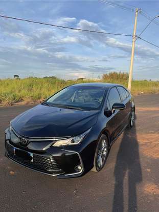 TOYOTA-COROLLA-2025