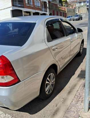 TOYOTA-ETIOS-1.5 XS SEDAN 16V FLEX 4P MANUAL TOYOTA-ETIOS-2014