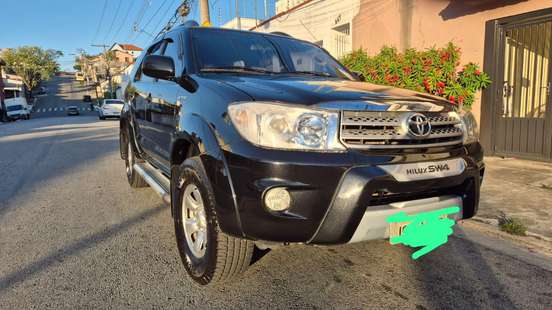 TOYOTA-HILUX SW4-2009
