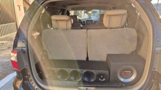 TOYOTA-HILUX SW4-2009