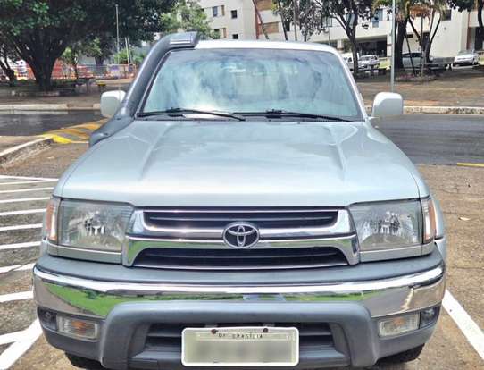 TOYOTA-HILUX SW4-2001