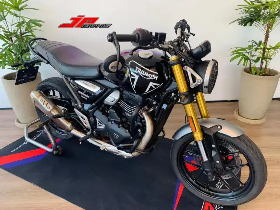 TRIUMPH SPEED 400 