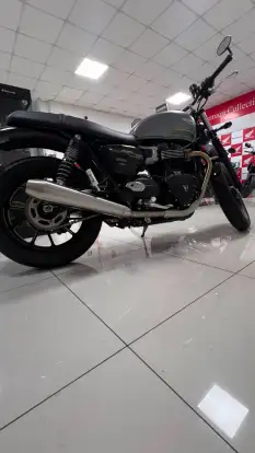 TRIUMPH-SPEED TWIN 900-2023