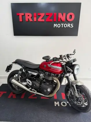 TRIUMPH SPEED TWIN 
