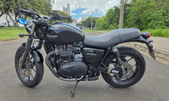 TRIUMPH-STREET TWIN-2016