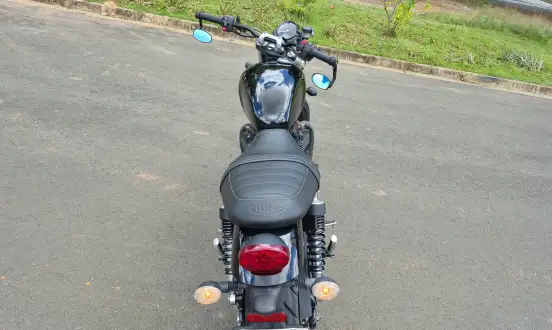 TRIUMPH-STREET TWIN-2016