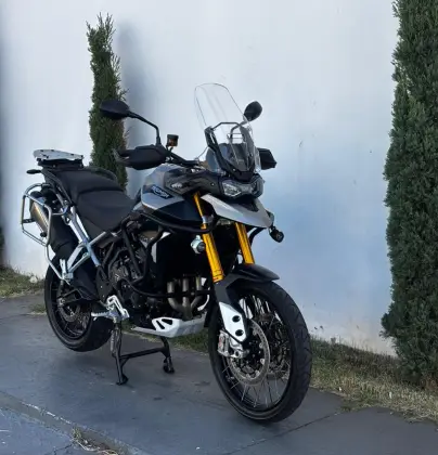 TRIUMPH TIGER 900 RALLY PRO 