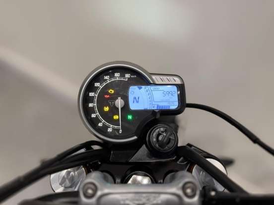 TRIUMPH-SCRAMBLER 400 X-2025