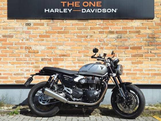 TRIUMPH SPEED TWIN 