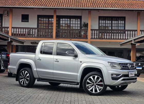 VOLKSWAGEN AMAROK 3.0 V6 TDI DIESEL HIGHLINE CD 4MOTION AUTOMÁTICO