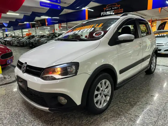 VOLKSWAGEN CROSSFOX 1.6 MI FLEX 8V 4P MANUAL