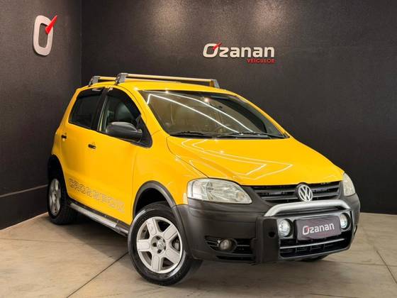 VOLKSWAGEN CROSSFOX 1.6 MI FLEX 8V 4P MANUAL