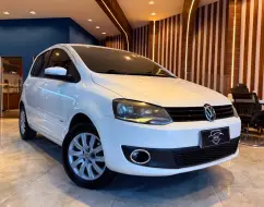 VOLKSWAGEN FOX 1.0 MI TREND 8V FLEX 4P MANUAL VOLKSWAGEN FOX 1.0 MI TREND 8V FLEX 4P MANUAL