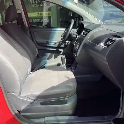 VOLKSWAGEN-FOX-1.0 MI TREND 8V FLEX 4P MANUAL VOLKSWAGEN-FOX-2010