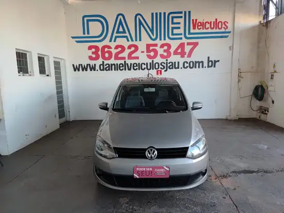 VOLKSWAGEN-FOX-2010