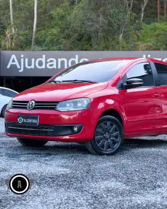 VOLKSWAGEN-FOX-2013