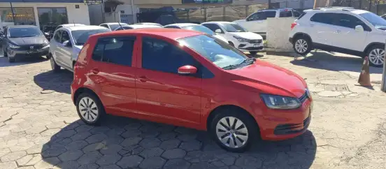 VOLKSWAGEN-FOX-2014