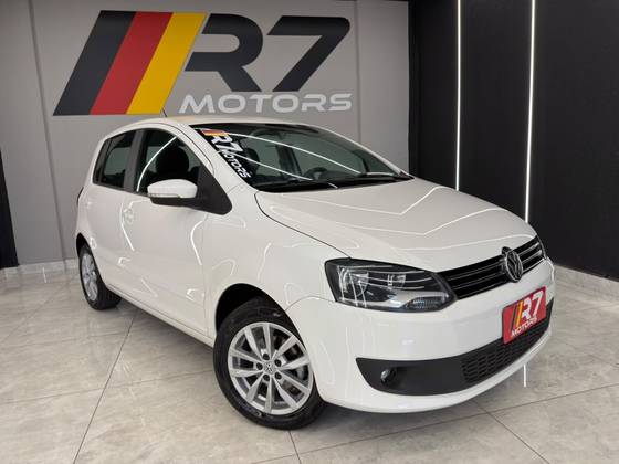 VOLKSWAGEN FOX 1.0 MI 8V FLEX 4P MANUAL