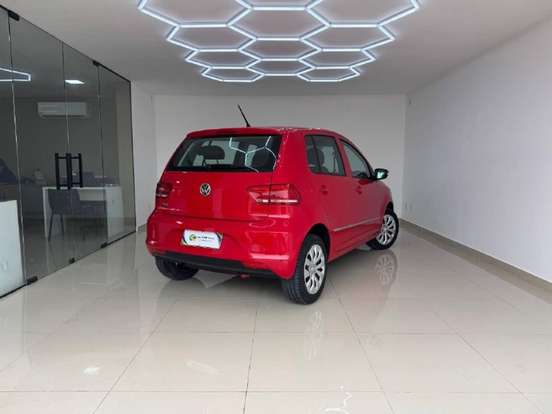 VOLKSWAGEN-FOX-2016