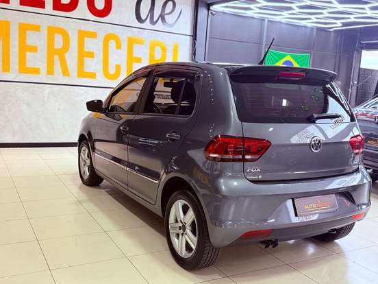 VOLKSWAGEN-FOX-1.6 MSI HIGHLINE 16V FLEX 4P MANUAL VOLKSWAGEN-FOX-2015