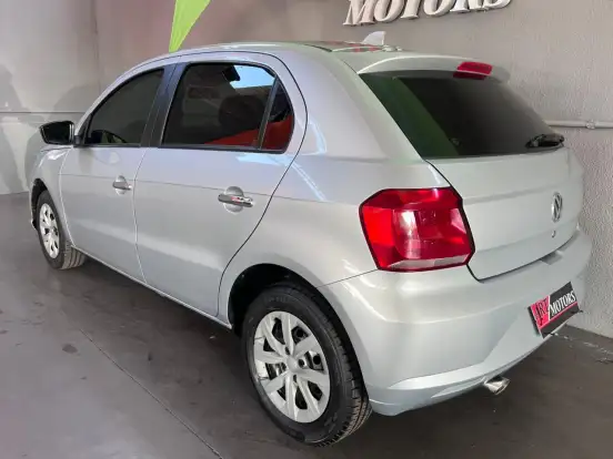 VOLKSWAGEN-GOL-2021