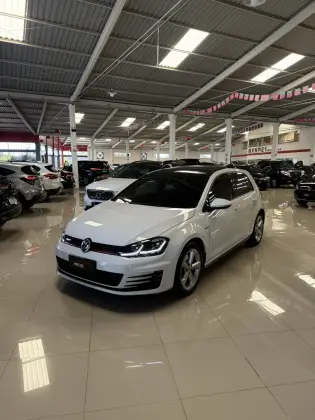 VOLKSWAGEN GOLF 2.0 TSI GTI 16V TURBO GASOLINA 4P AUTOMÁTICO