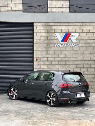 VOLKSWAGEN-GOLF-2.0 TSI GTI 16V TURBO GASOLINA 4P AUTOMÁTICO VOLKSWAGEN-GOLF-2017