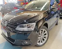 VOLKSWAGEN JETTA 2.0 TSI HIGHLINE 200CV GASOLINA 4P TIPTRONIC VOLKSWAGEN JETTA 2.0 TSI HIGHLINE 200CV GASOLINA 4P TIPTRONIC