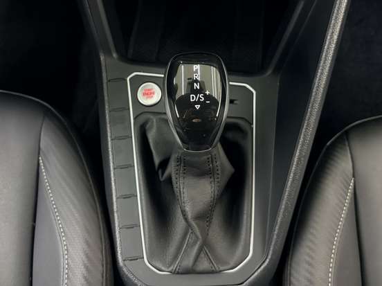 VOLKSWAGEN-NIVUS-1.0 200 TSI TOTAL FLEX HIGHLINE AUTOMÁTICO VOLKSWAGEN-NIVUS-2025