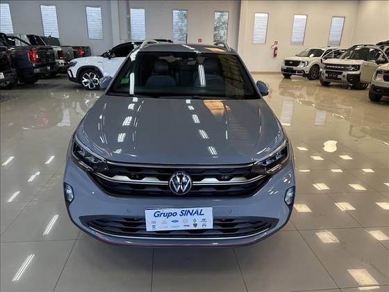 VOLKSWAGEN NIVUS 1.0 200 TSI TOTAL FLEX HIGHLINE AUTOMÁTICO