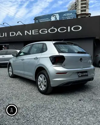 VOLKSWAGEN-POLO-2024