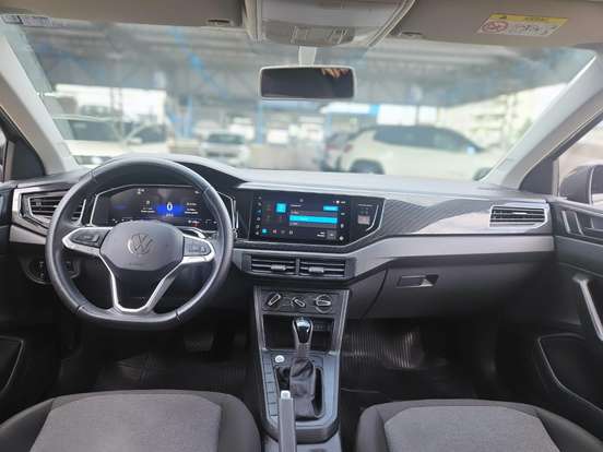 VOLKSWAGEN-POLO-2024