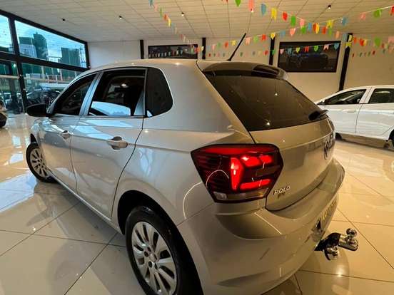 VOLKSWAGEN-POLO-1.0 200 TSI COMFORTLINE AUTOMÁTICO VOLKSWAGEN-POLO-2019