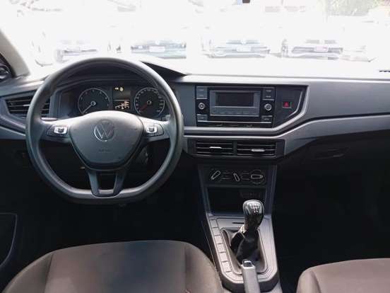 VOLKSWAGEN-POLO-2024