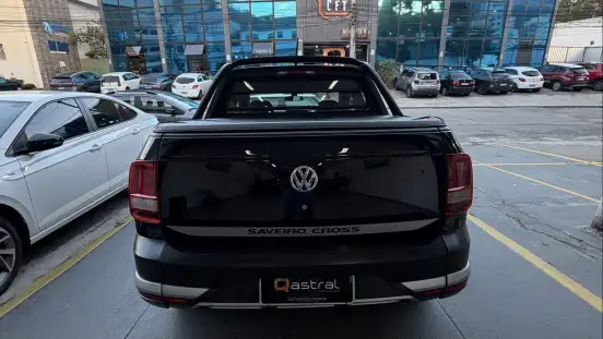 VOLKSWAGEN-SAVEIRO-2023