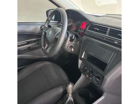 VOLKSWAGEN-SAVEIRO-2023