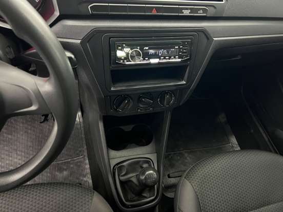 VOLKSWAGEN-SAVEIRO-2023