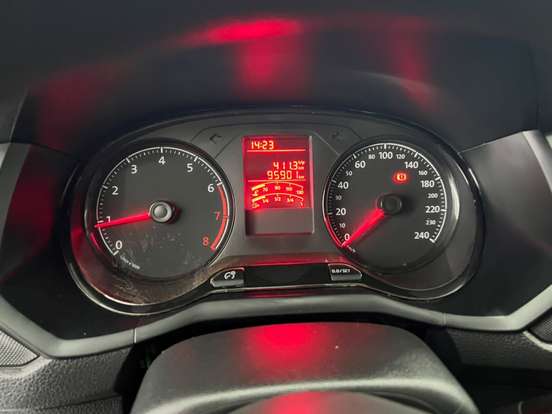 VOLKSWAGEN-SAVEIRO-2023