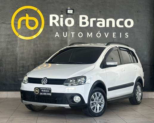 VOLKSWAGEN-SPACE CROSS-2013