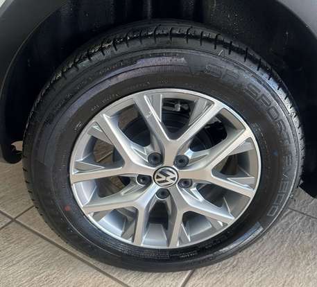 VOLKSWAGEN-SPACE CROSS-1.6 MI 8V FLEX 4P MANUAL VOLKSWAGEN-SPACE CROSS-2013