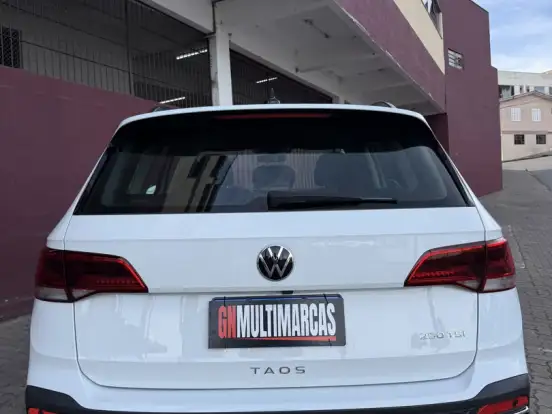 VOLKSWAGEN-TAOS-1.4 250 TSI TOTAL FLEX COMFORTLINE AUTOMÁTICO VOLKSWAGEN-TAOS-2022