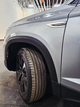 VOLKSWAGEN TAOS 1.4 250 TSI TOTAL FLEX COMFORTLINE AUTOMÁTICO