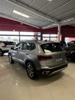 VOLKSWAGEN-TAOS-1.4 250 TSI TOTAL FLEX HIGHLINE AUTOMÁTICO VOLKSWAGEN-TAOS-2023