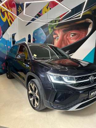 VOLKSWAGEN-TAOS-2023