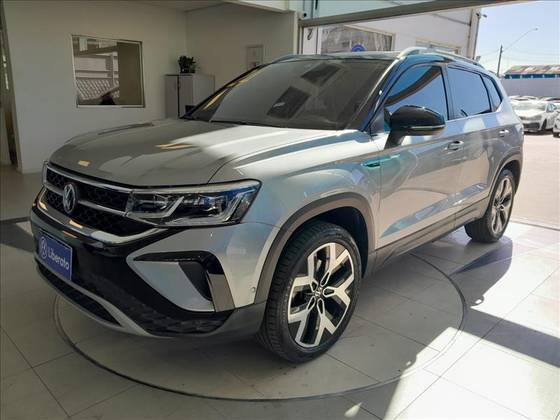 VOLKSWAGEN TAOS 1.4 250 TSI TOTAL FLEX HIGHLINE AUTOMÁTICO